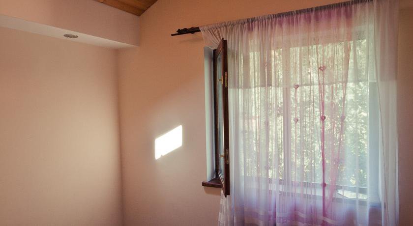 Гостиница Собака Улыбака Ялта